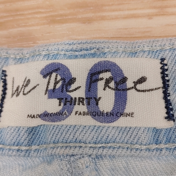 We The Free Distressed Light Wash Button Fly Denim Skirt Size 30 - Picture 6 of 10